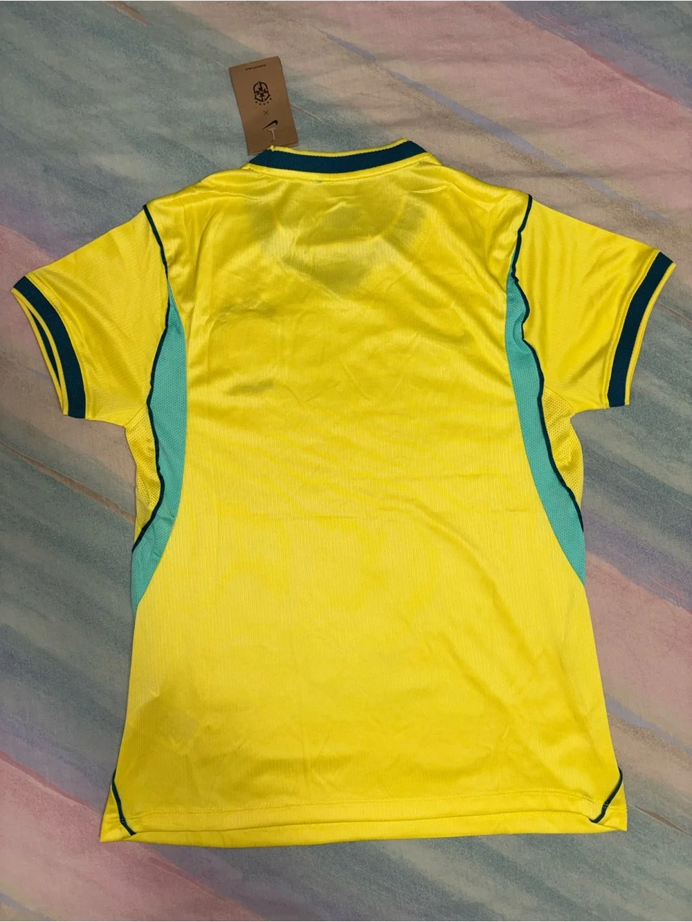 Nike Yellow Brazil Women’s Soccer Jersey World Cup Size XL
